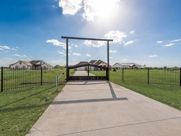 610 Ewing Road, Ferris, TX 75125