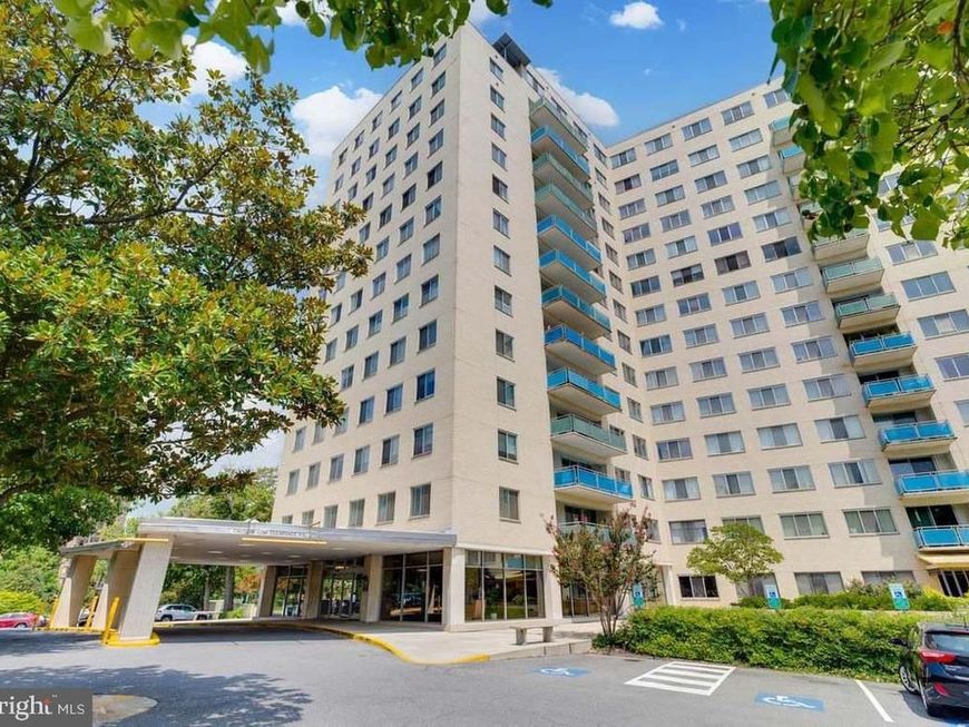 10201 Grosvenor, Unit 422, Rockville, MD 20852 Main Photo