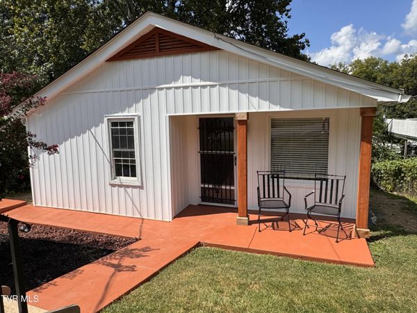 2221 Bay Street, Bristol, TN 37620