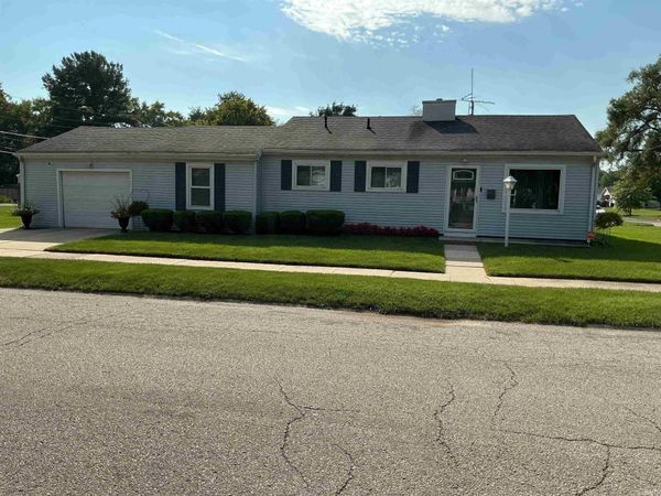 2304 Bergan Street, South Bend, IN 46628