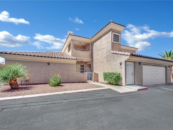 6908 Dorita Avenue , Unit 102, Las Vegas, NV 89108