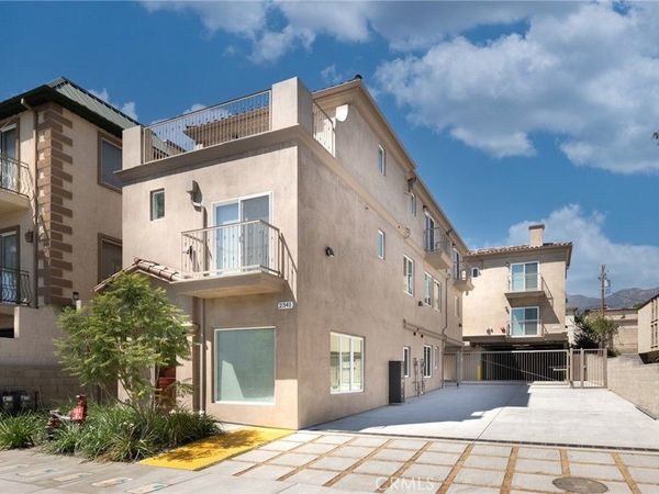 2341 Mira Vista Avenue, Unit 1, Montrose, CA 91020