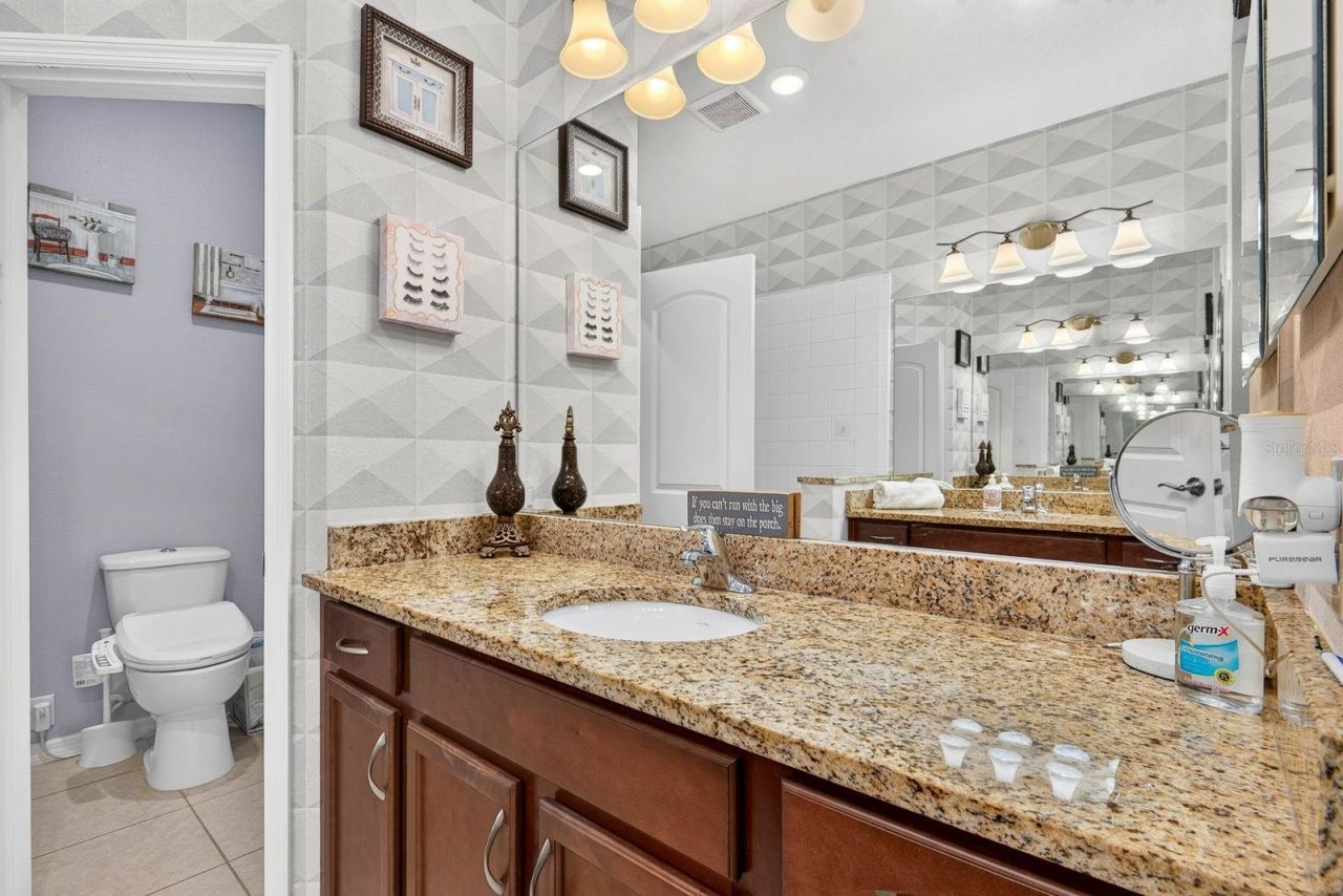 7010 Playa Bella Drive , Bradenton, FL 34209 Photo