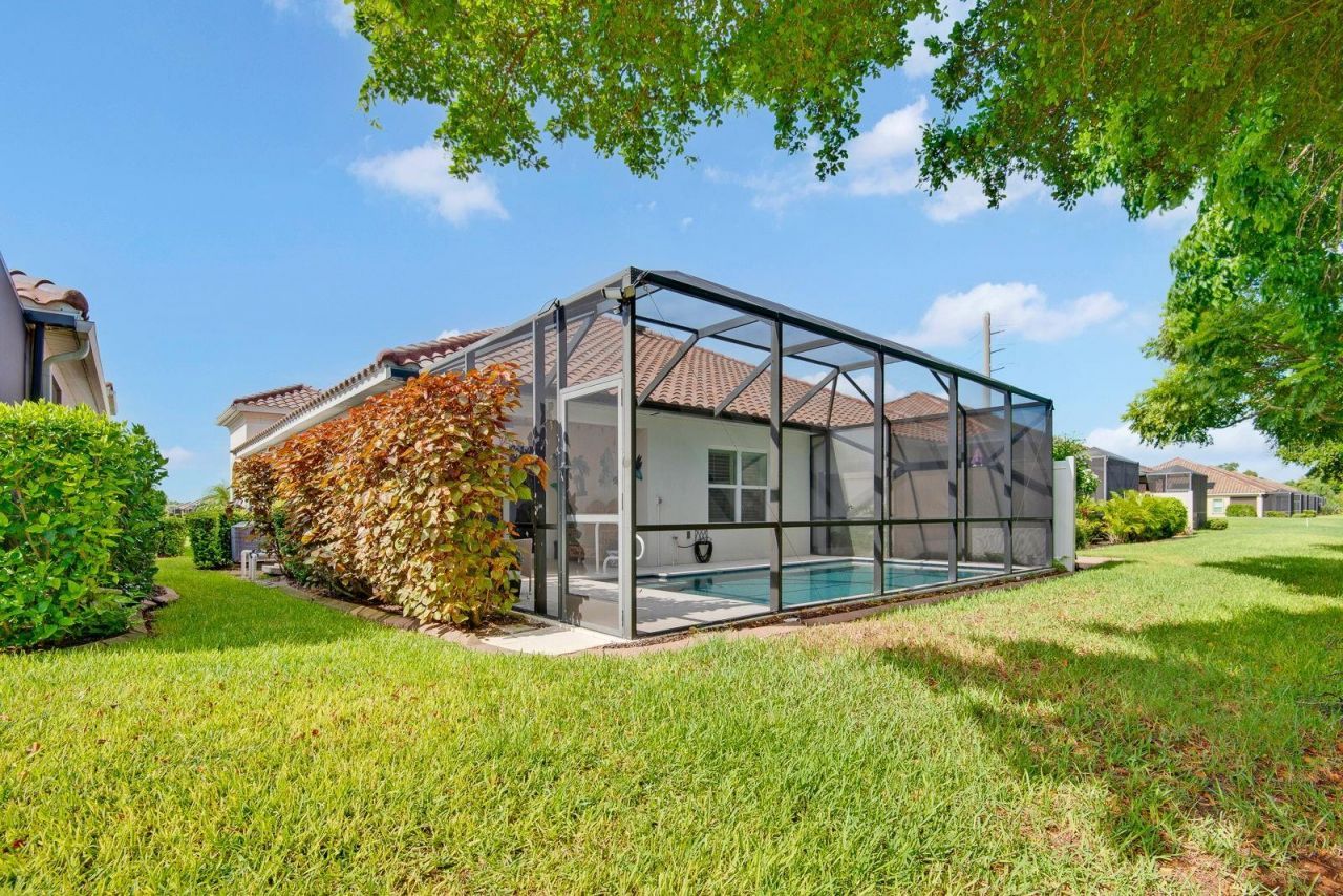 7010 Playa Bella Drive , Bradenton, FL 34209 Photo