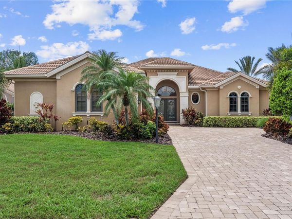 7058 VILAMOURA PLACE , LAKEWOOD RANCH, FL 34202