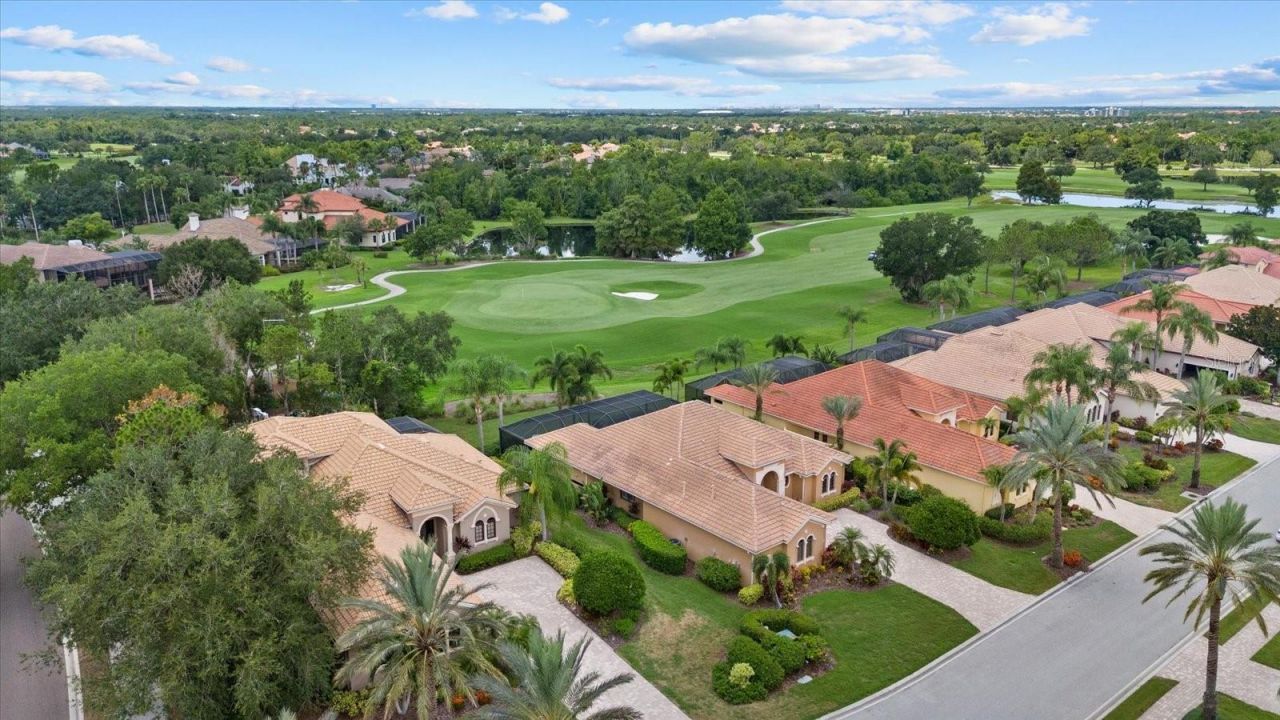 7058 Vilamoura Place , Lakewood Ranch, FL 34202 Photo