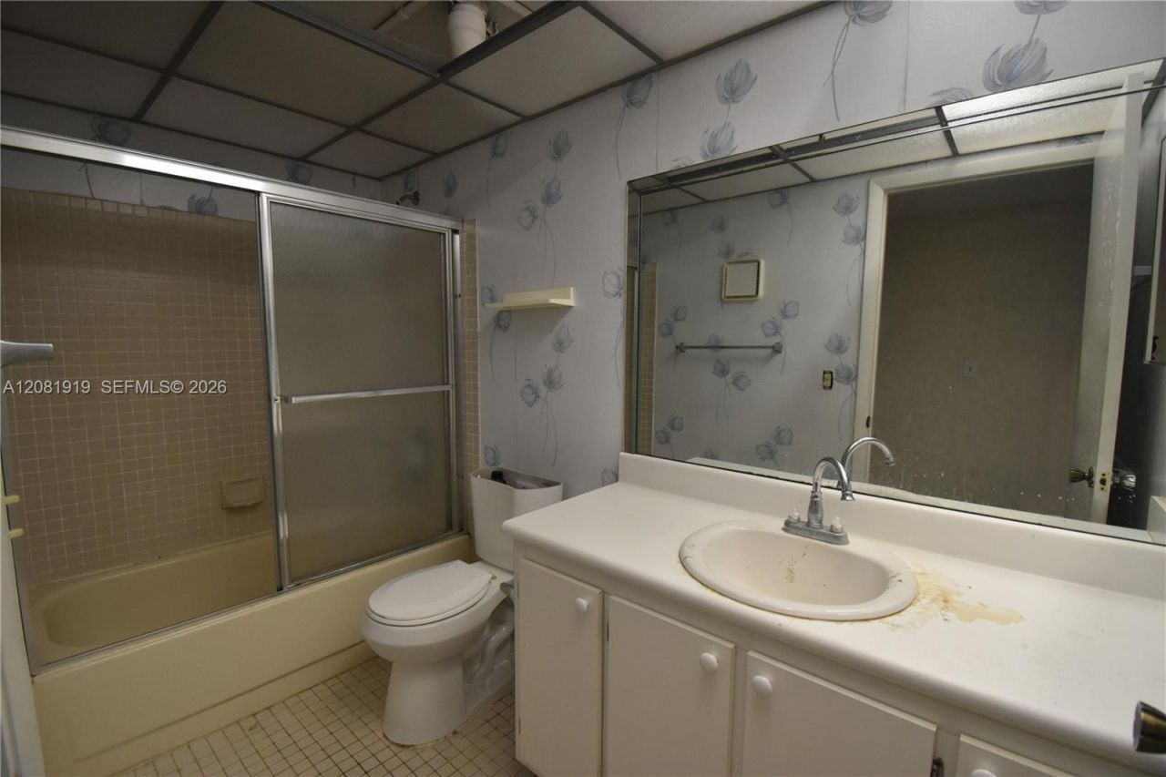 10761 W Clairmont Cir , Unit 108, Tamarac, FL 33321 Photo