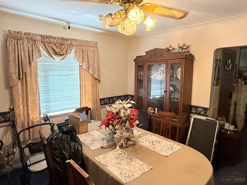 1812 Larchwood Place, Cincinnati, OH 45237 Photo 9