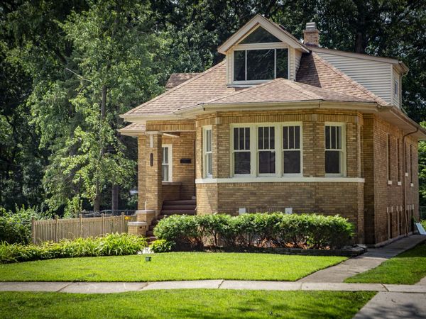 10758 S Drew Street , Chicago, IL 60643
