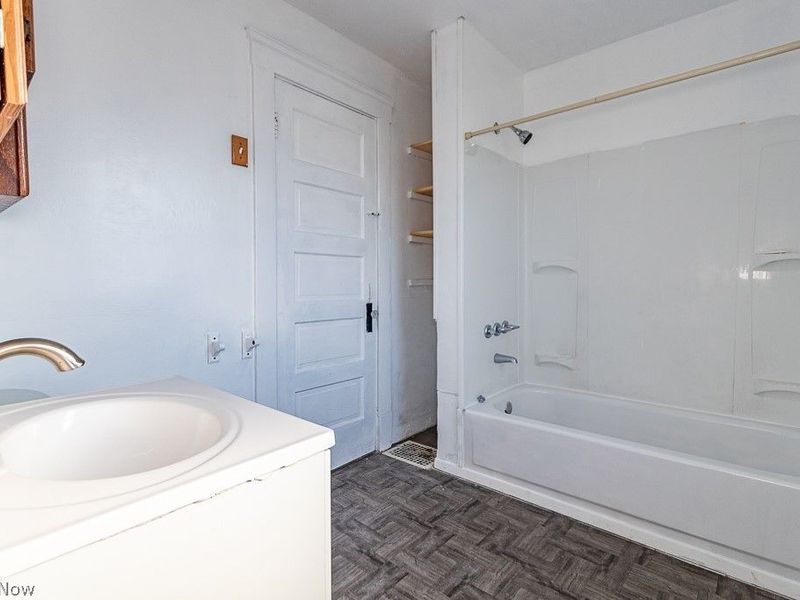3630 E 47th Street, Cleveland, OH 44105 Photo 11