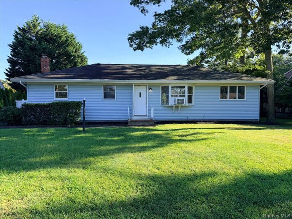 22 Maryland Boulevard, Hampton Bays, NY 11946