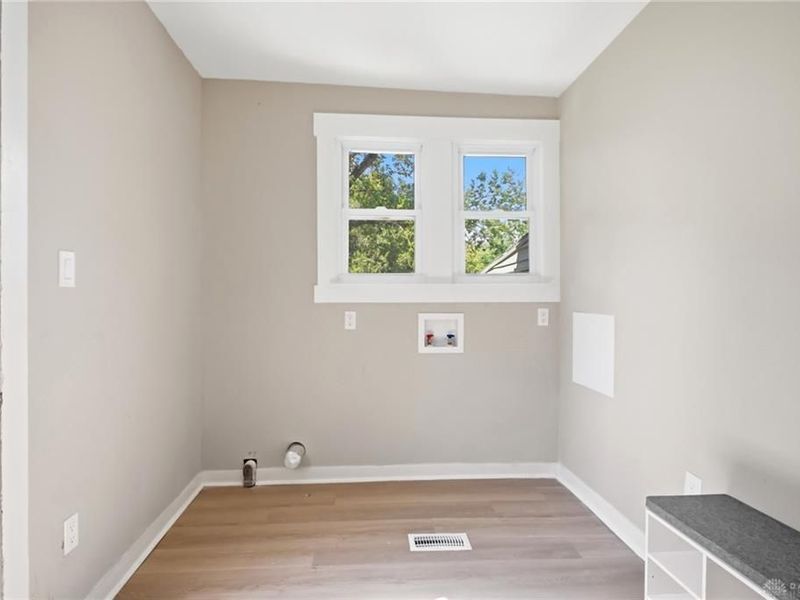 535 W Central Avenue, Dayton, OH 45449 Photo 5