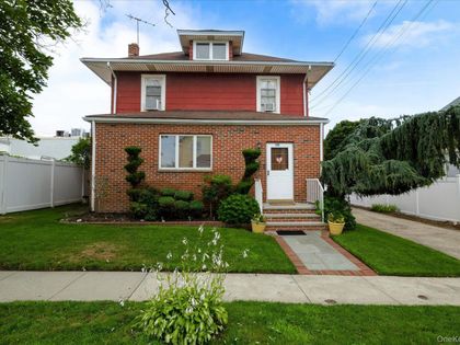 298 Lincoln Place Lawrence, NY 11559