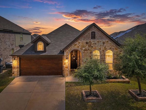 5605 SALT SPRINGS Drive, Fort Worth, TX 76179