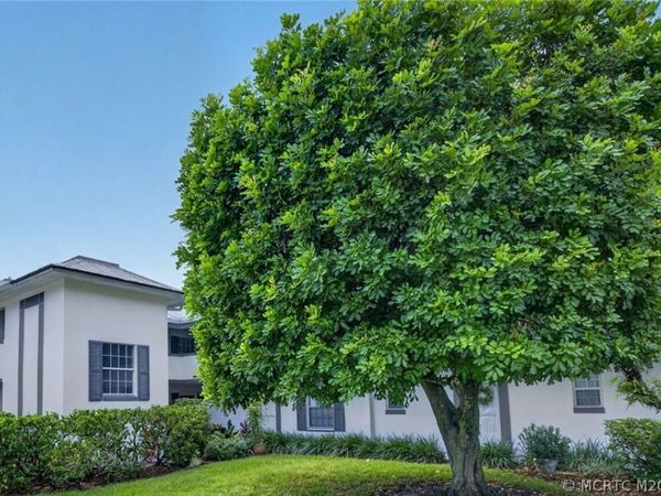 803 SE Central Parkway , Unit 9, Stuart, FL 34994