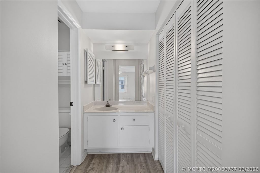 803 SE Central Parkway , Unit 9, Stuart, FL 34994 Photo