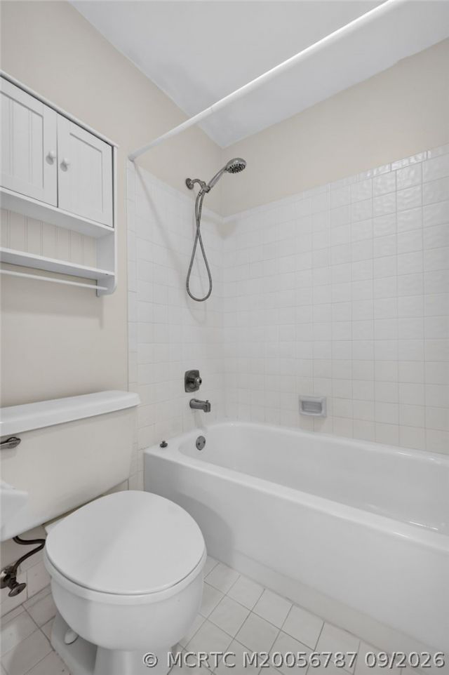 803 SE Central Parkway , Unit 9, Stuart, FL 34994 Photo