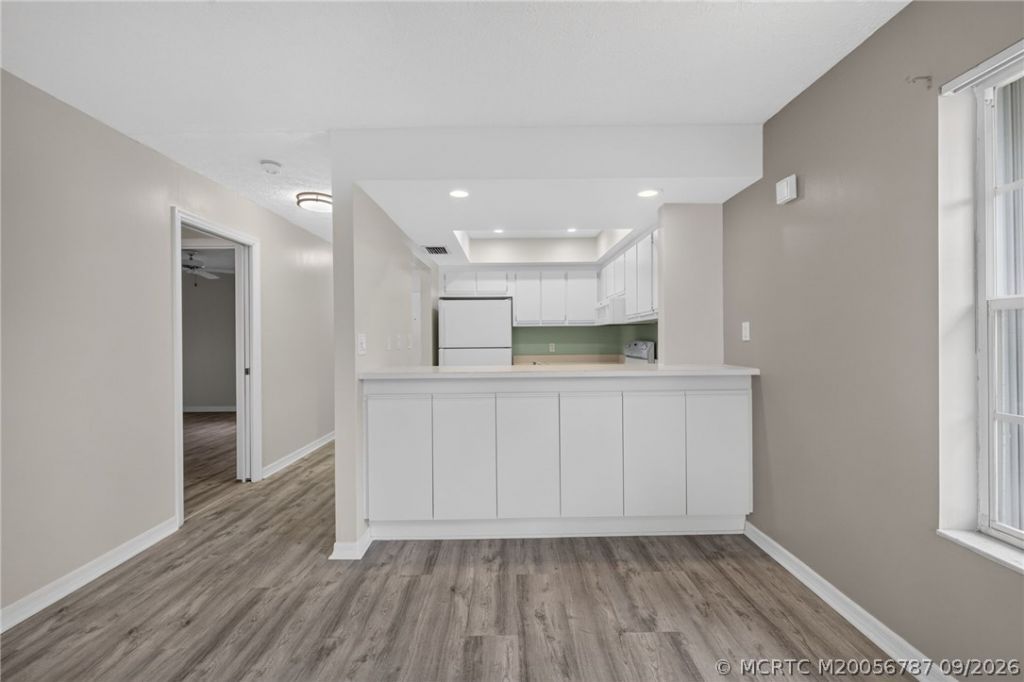 803 SE Central Parkway , Unit 9, Stuart, FL 34994 Photo
