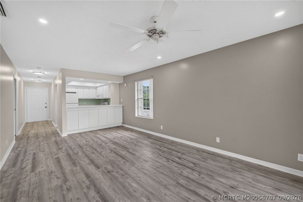803 SE Central Parkway , Unit 9, Stuart, FL 34994 Photo