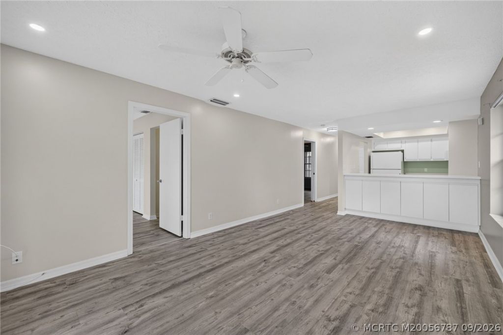 803 SE Central Parkway , Unit 9, Stuart, FL 34994 Photo