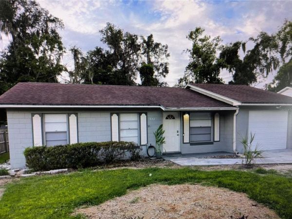 652 W MINNESOTA AVE , DELAND, FL 32720