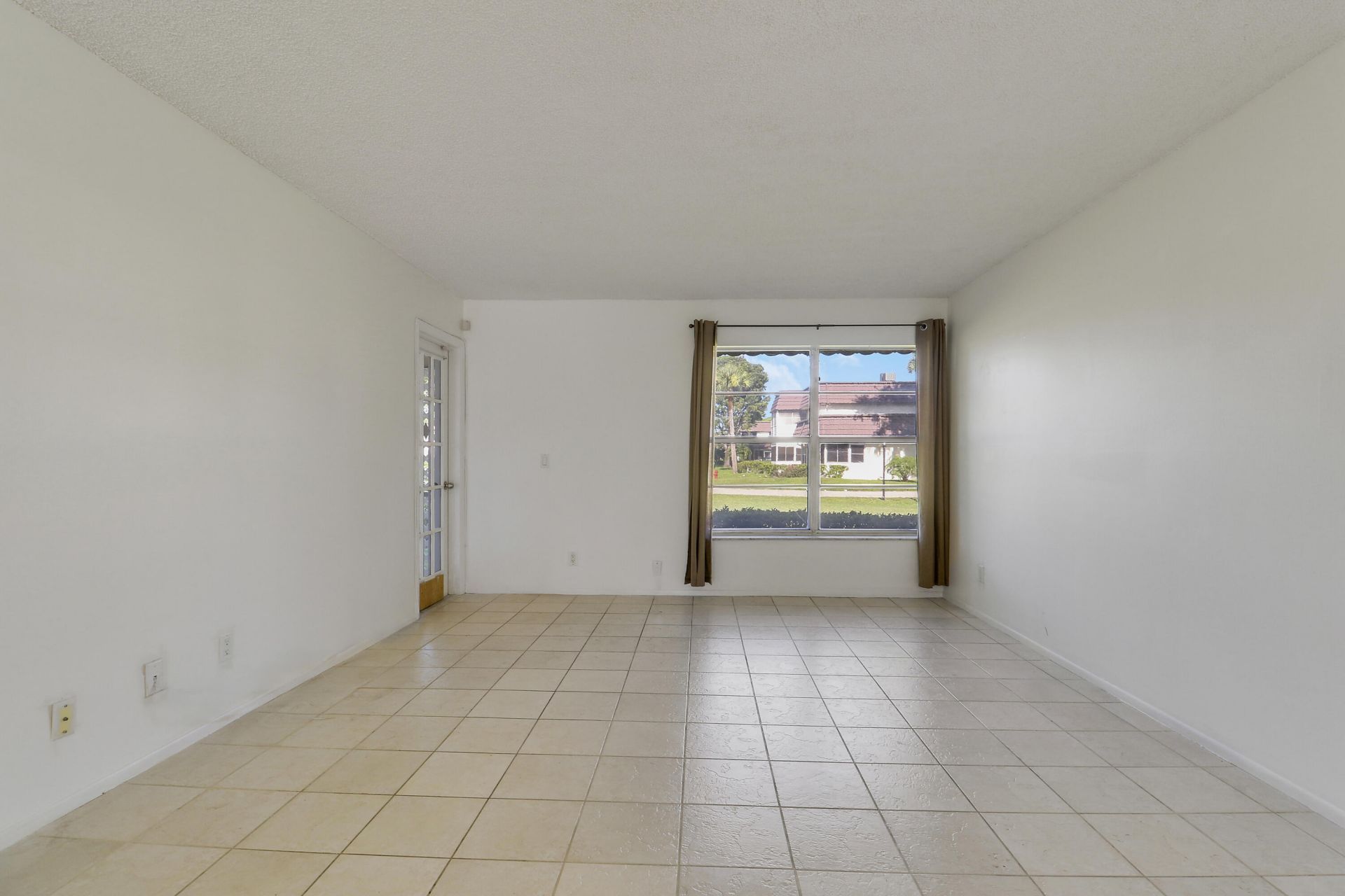 12008 Poinciana Boulevard, Unit 108, Royal Palm Beach, FL 33411 Photo