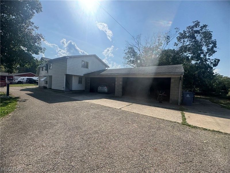 521 S Prospect Avenue S, Hartville, OH 44632 Photo 4