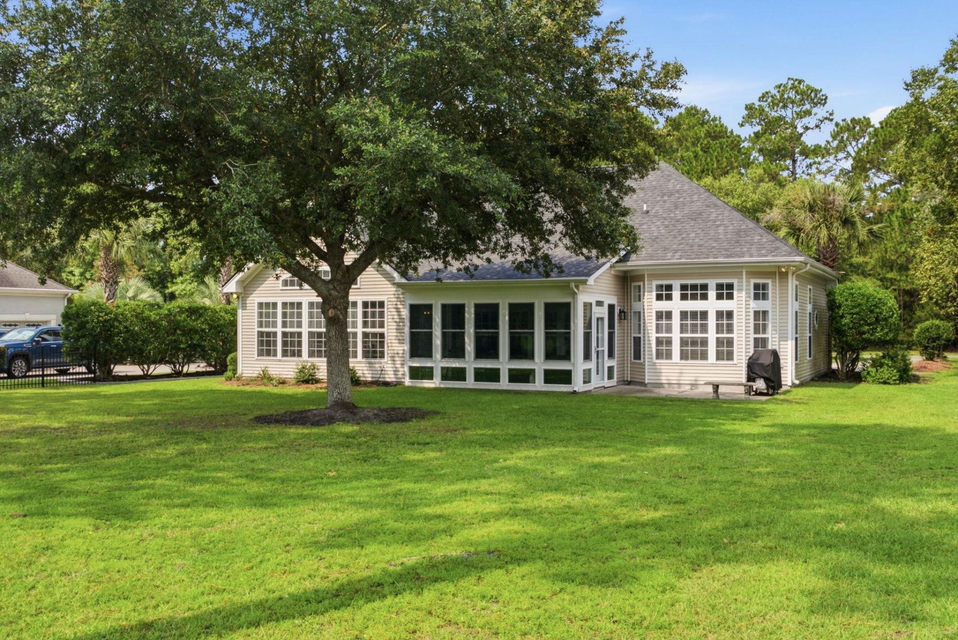 2061 Kilkee Dr. Photo 58