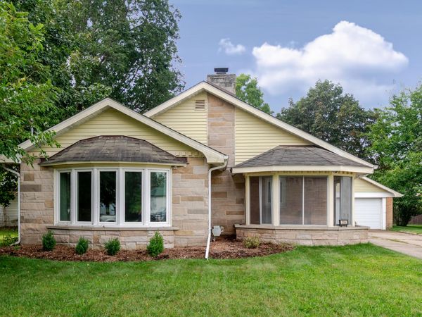 214 Cedar Street, Paw Paw, MI 49079