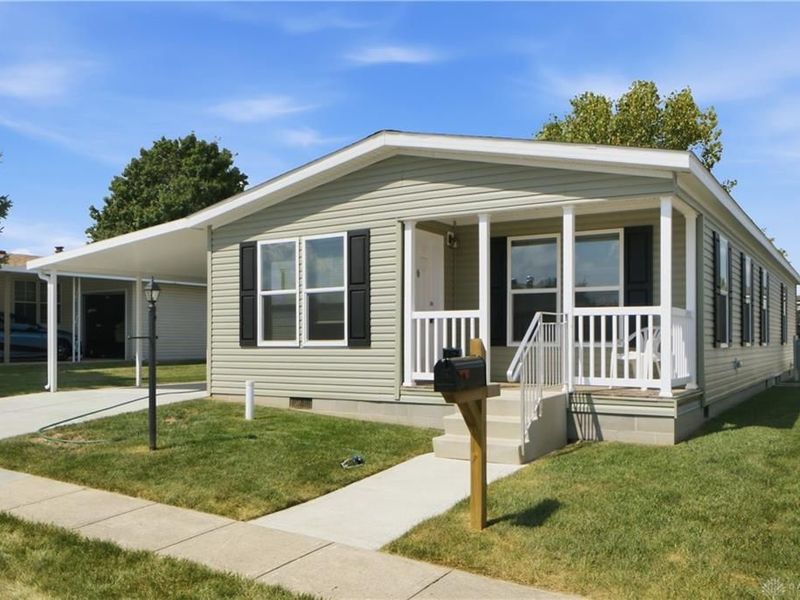 125 South Point Drive, Fairborn, OH 45324 Photo 2