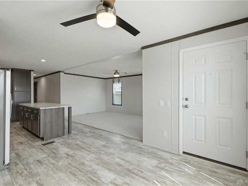 125 South Point Drive, Fairborn, OH 45324 Photo 4