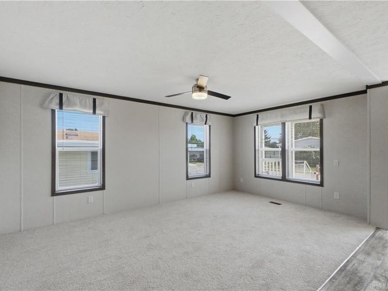 125 South Point Drive, Fairborn, OH 45324 Photo 8