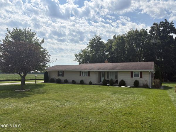 13229 Township Rd 212 , Findlay, OH 45840