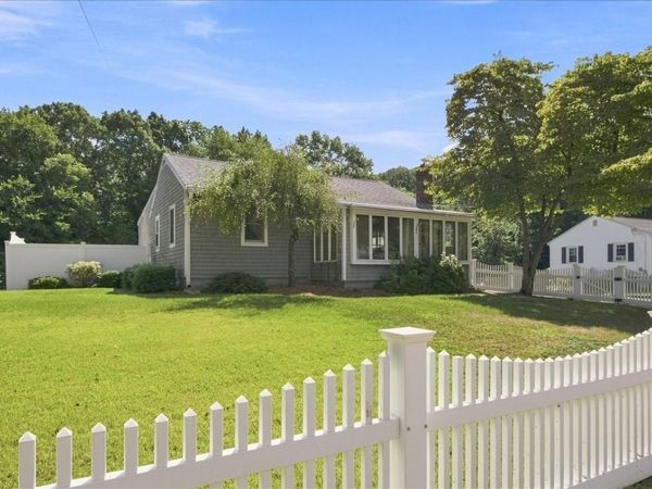 46 Hoover Road, Walpole, MA 02081