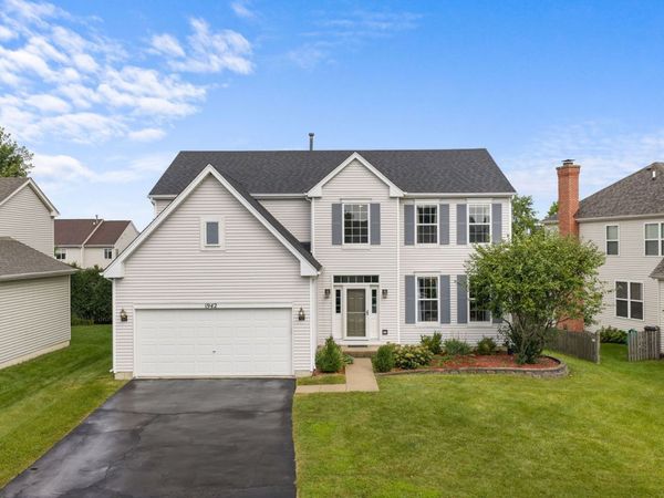 1942 W River Oaks Drive , Round Lake, IL 60073