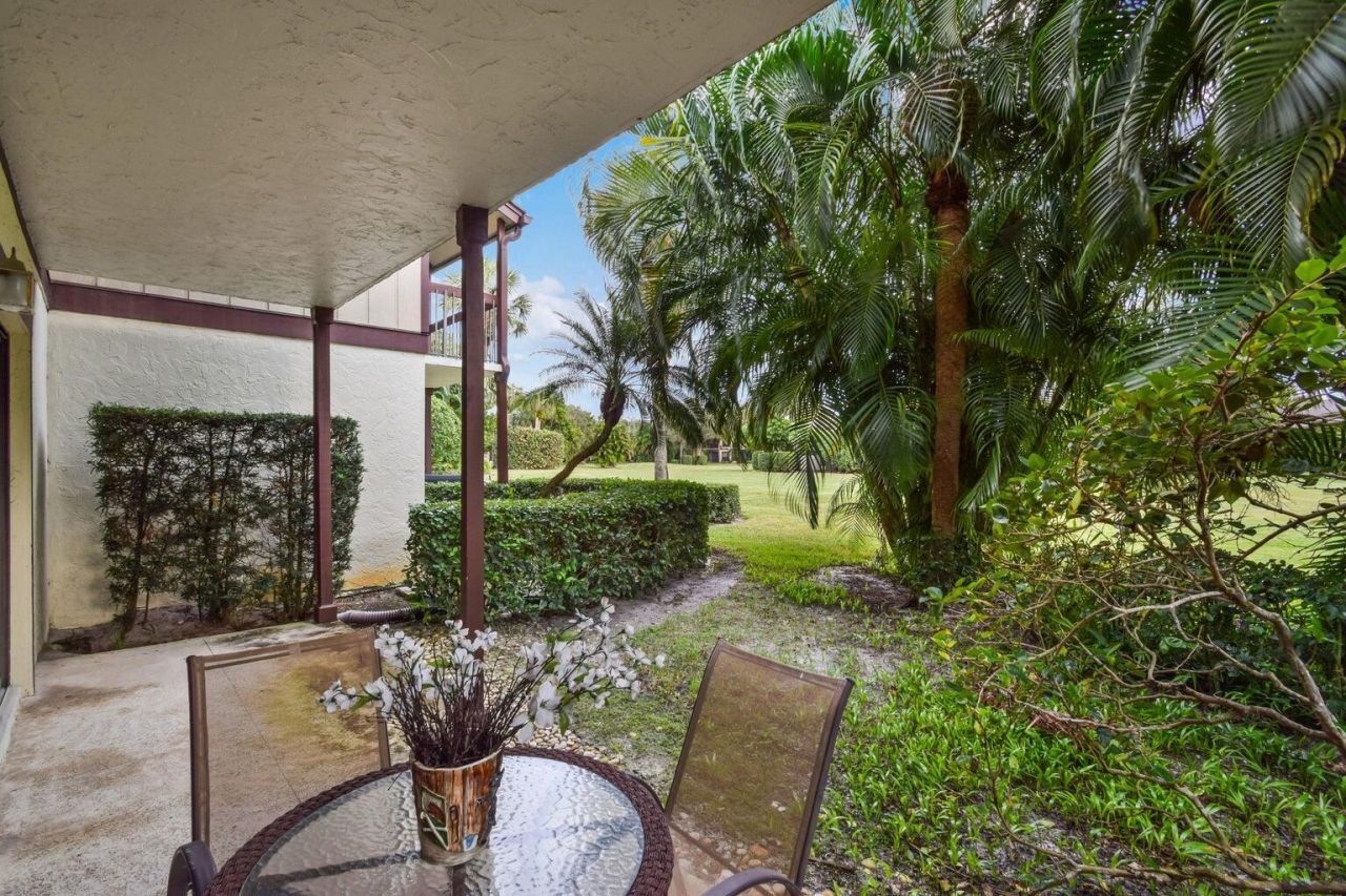 13334 Polo Club Road, Unit 250, Wellington, FL 33414 Photo