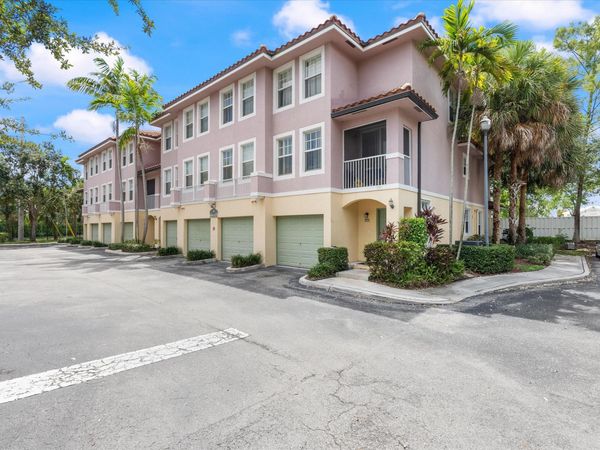 6376 W SAMPLE Road, Unit 6376, Coral Springs, FL 33067