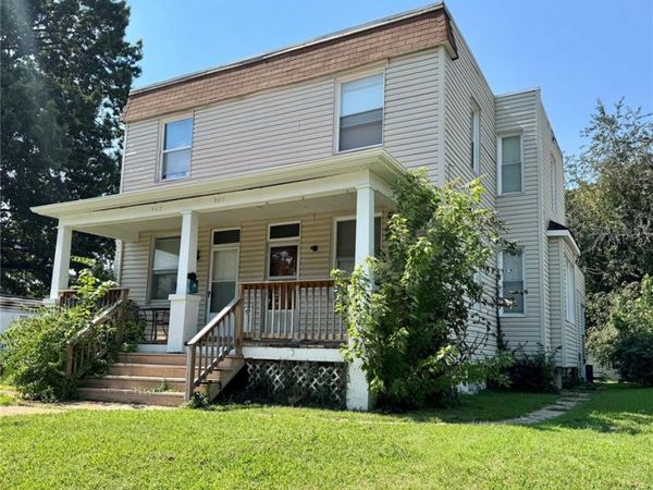 905 N Church Street, Belleville, IL 62220