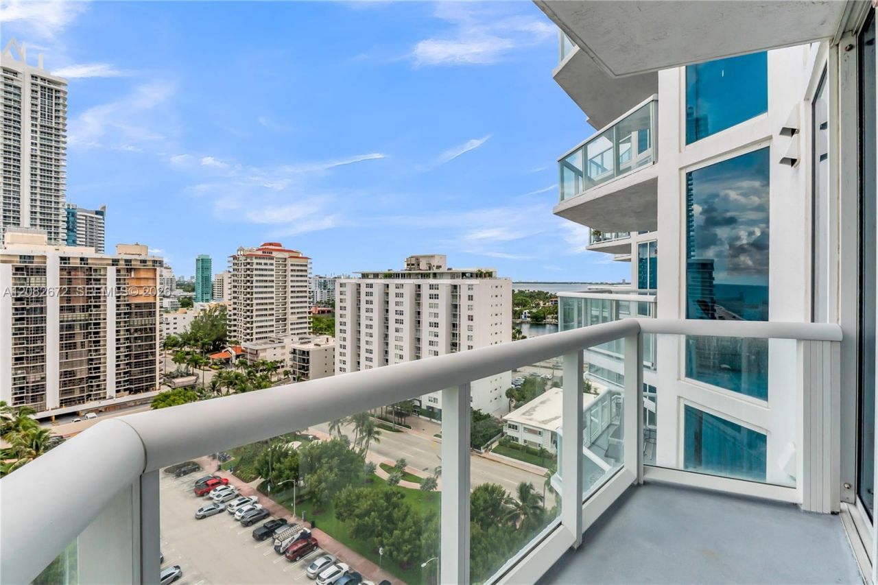 6515 E Collins Ave, Unit 1504, Miami Beach, FL 33141 Photo