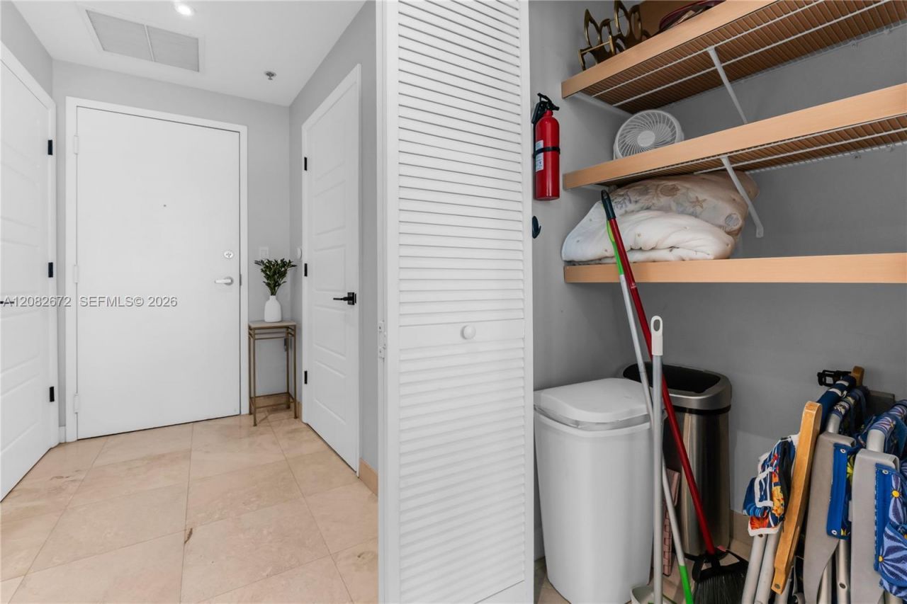 6515 E Collins Ave, Unit 1504, Miami Beach, FL 33141 Photo