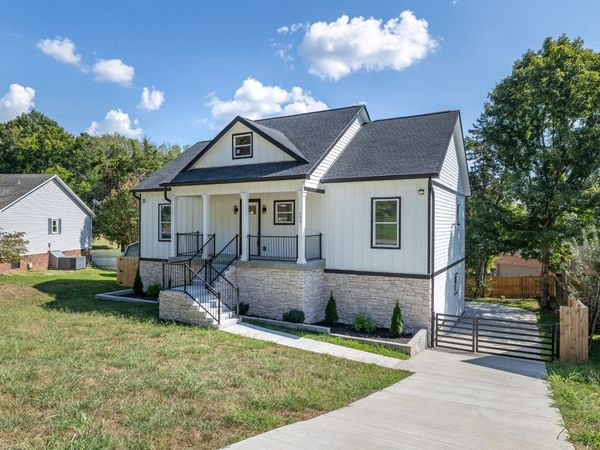 103 McKinley Dr , Columbia, TN 38401