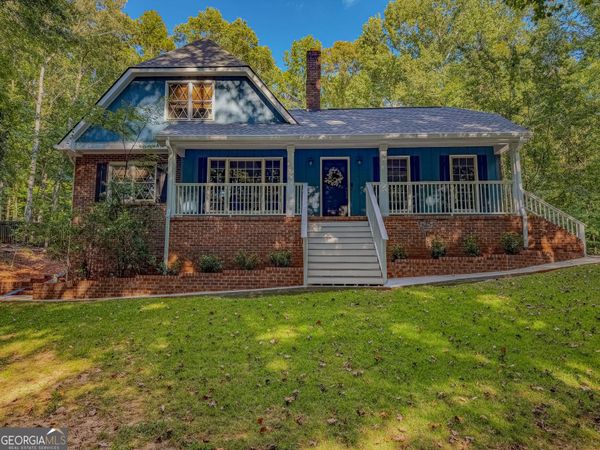 400 Darren Drive, Fayetteville, GA 30215