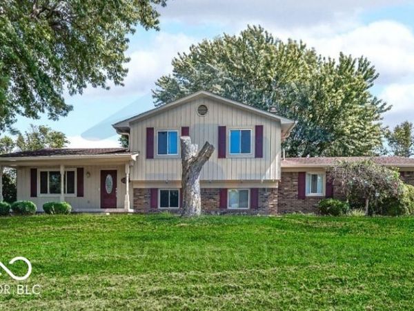 299 N Restin , Greenwood, IN 46142