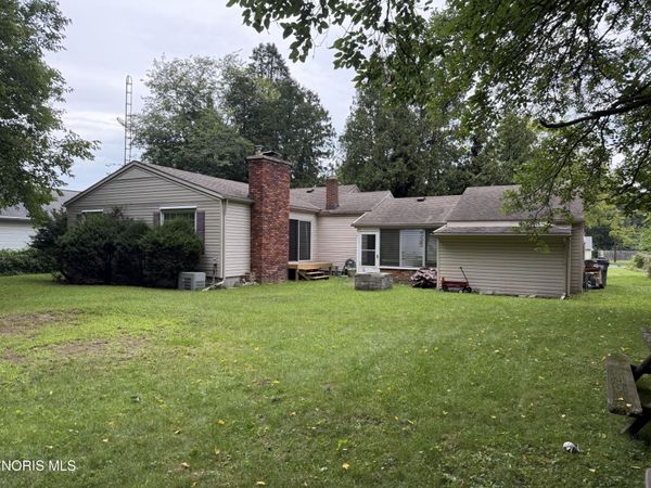 4225 Willis Boulevard, Toledo, OH 43623