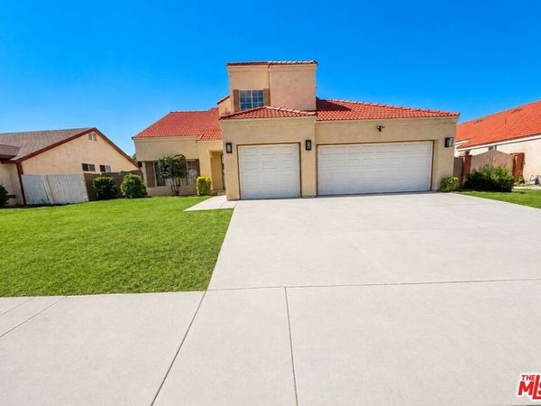 4256 Trenton Avenue, Palmdale, CA 93552
