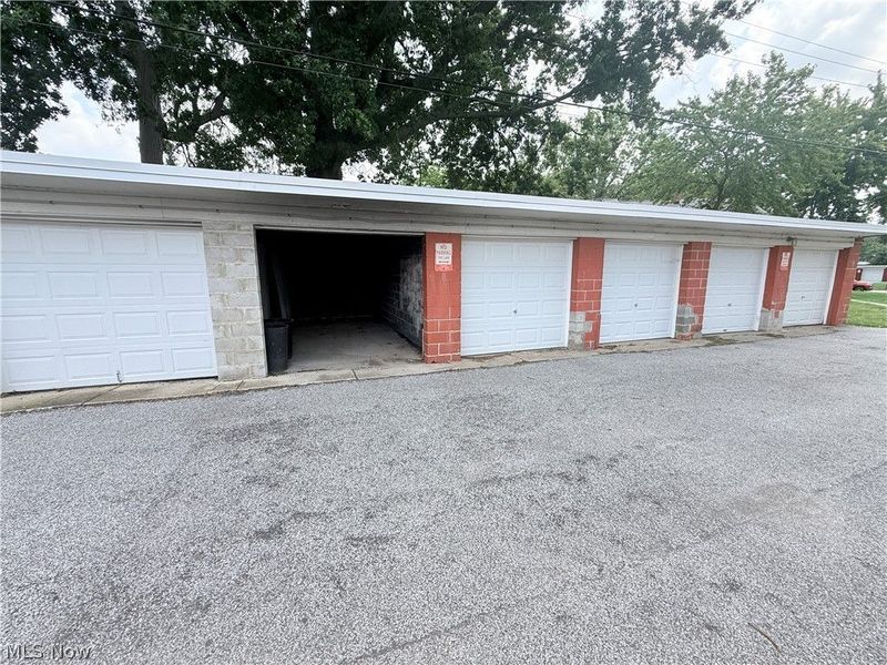 471 Clearview Drive, Euclid, OH 44123 Photo 7