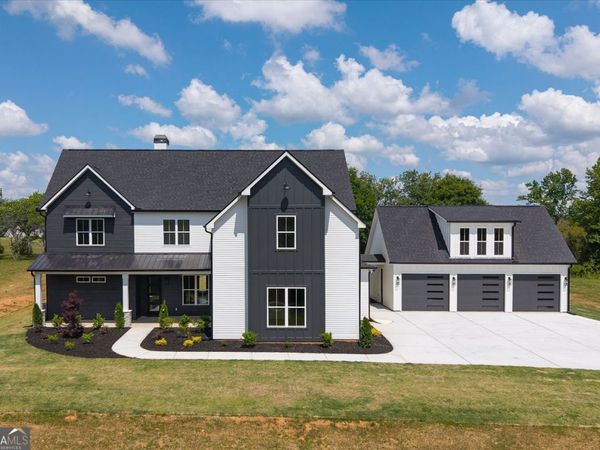 1250 HAYS MILL Road, Carrollton, GA 30117