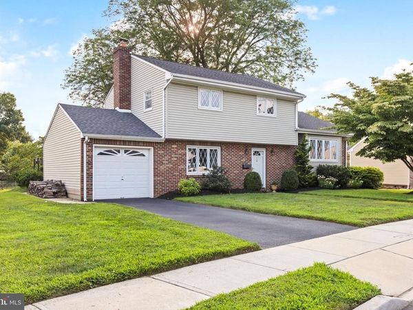 HAMILTON, NJ 08610