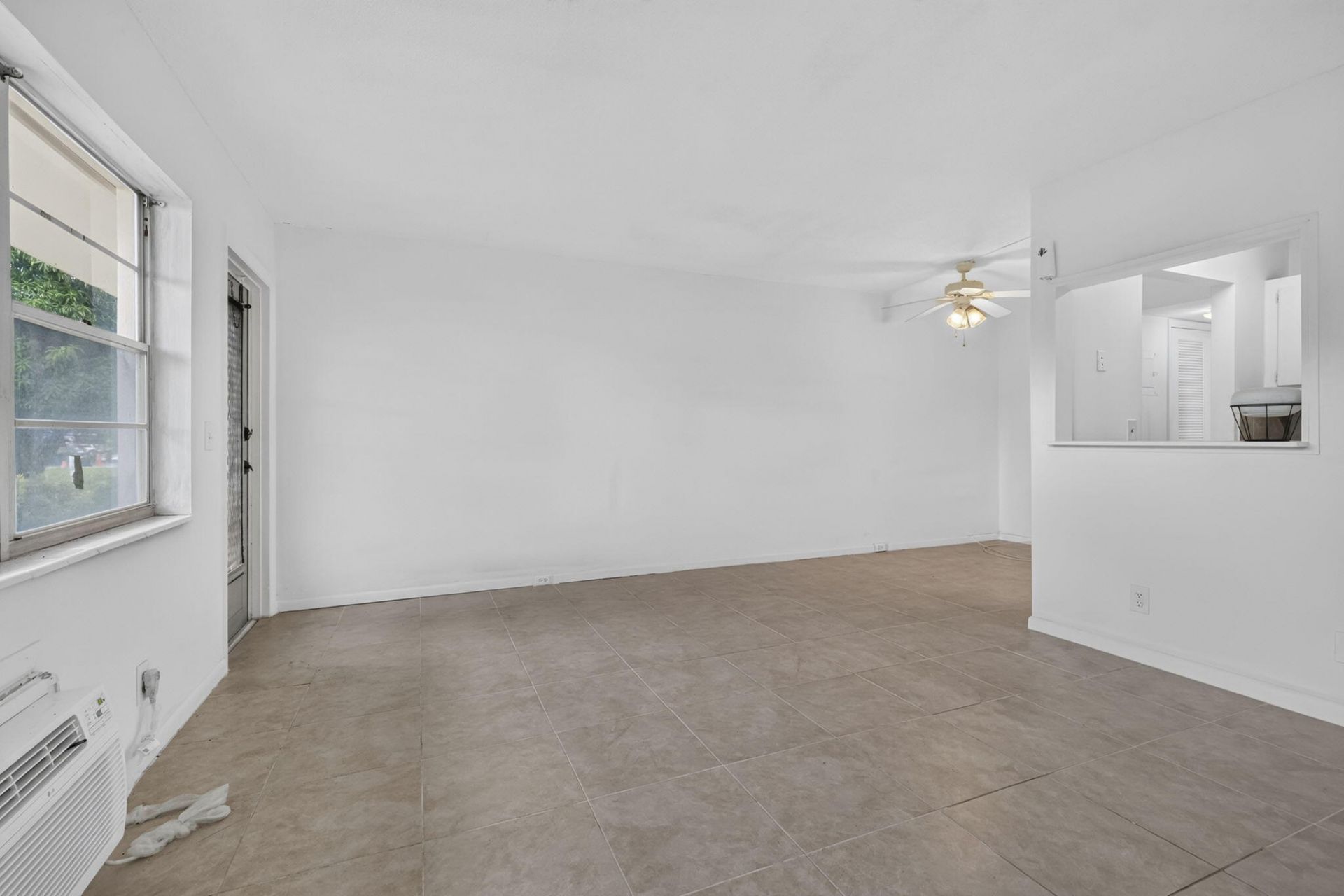 210 Canterbury J, Unit 1, West Palm Beach, FL 33417 Photo