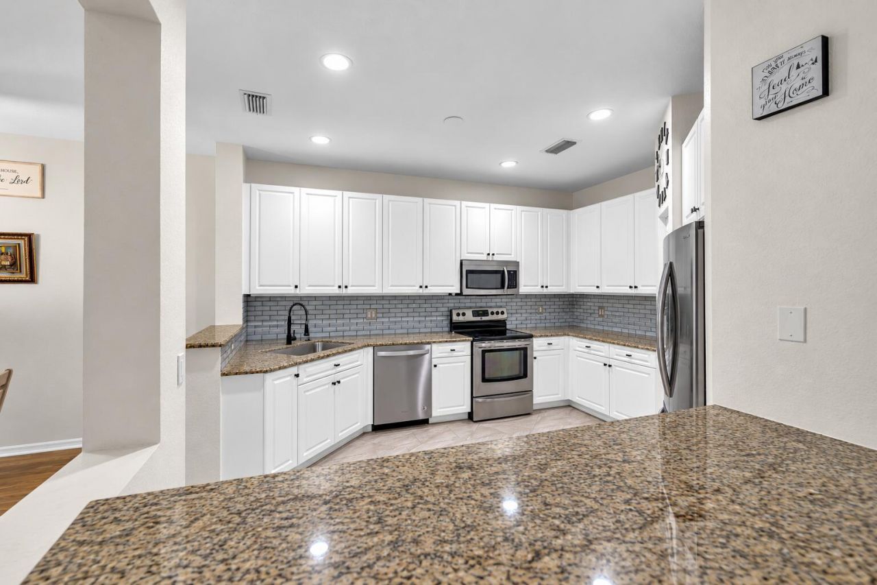 5725 NW 120th Avenue, Coral Springs, FL 33076 Photo